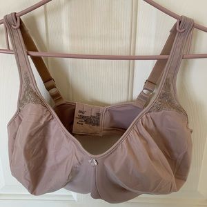 NWOT Bali Bra 40DDD/F